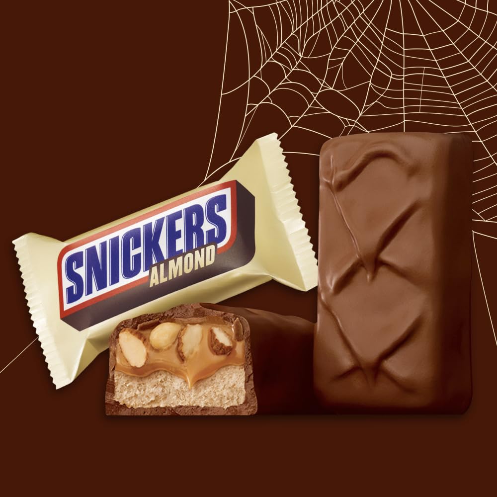 SNICKERS Almond Fun Size Halloween Chocolate Bars Individually Wrapped, 10.23 oz